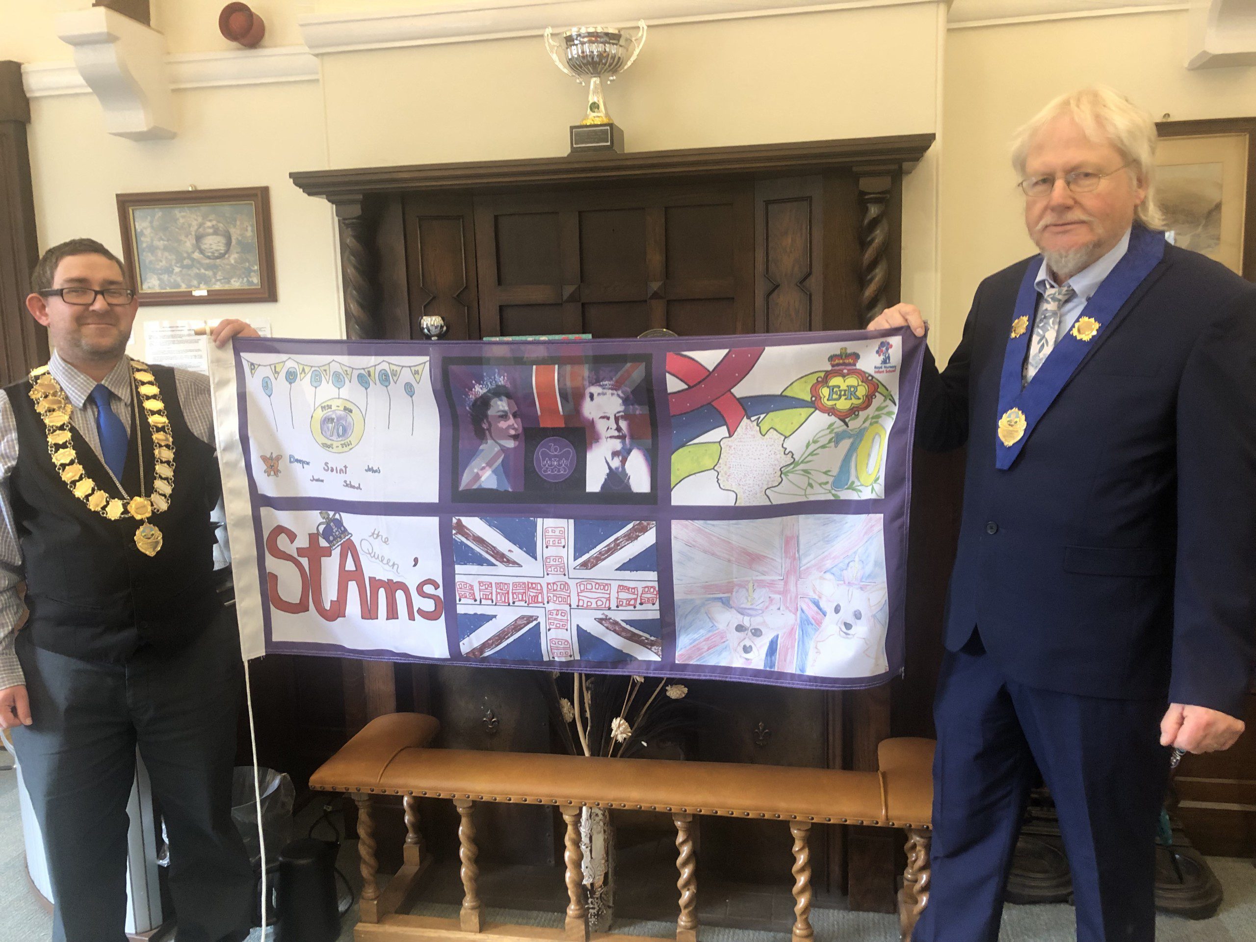 Stocksbridge Town Council Design a Jubilee Flag Competition May 2022